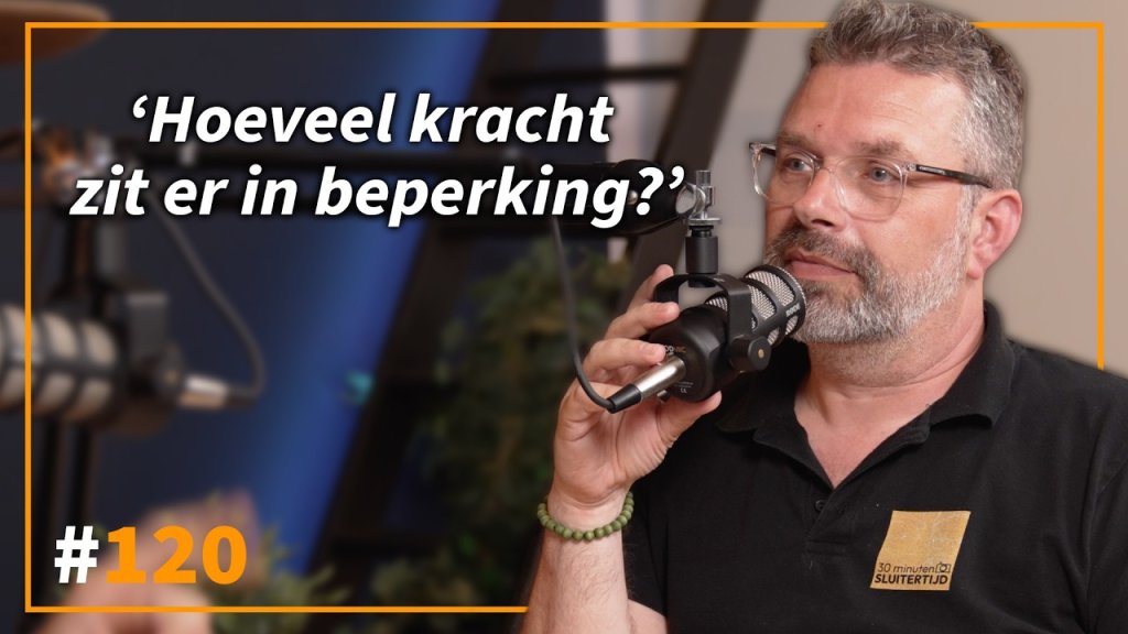ÉÉN FOTO per maand: hoe een beperking je anders laat denken